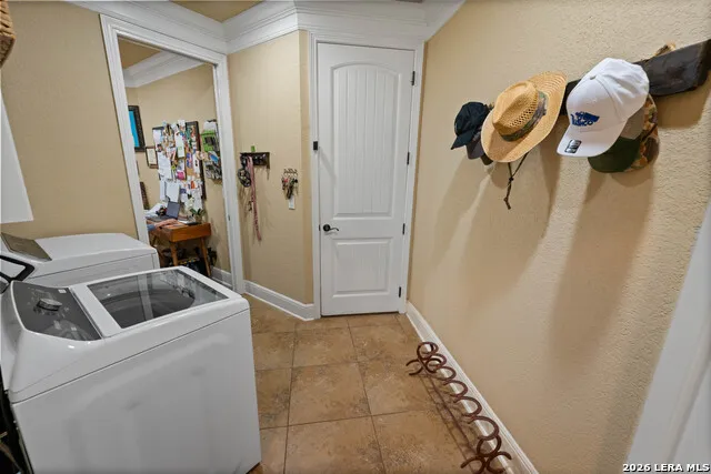 5002 fm 476 Poteet, TX 78065