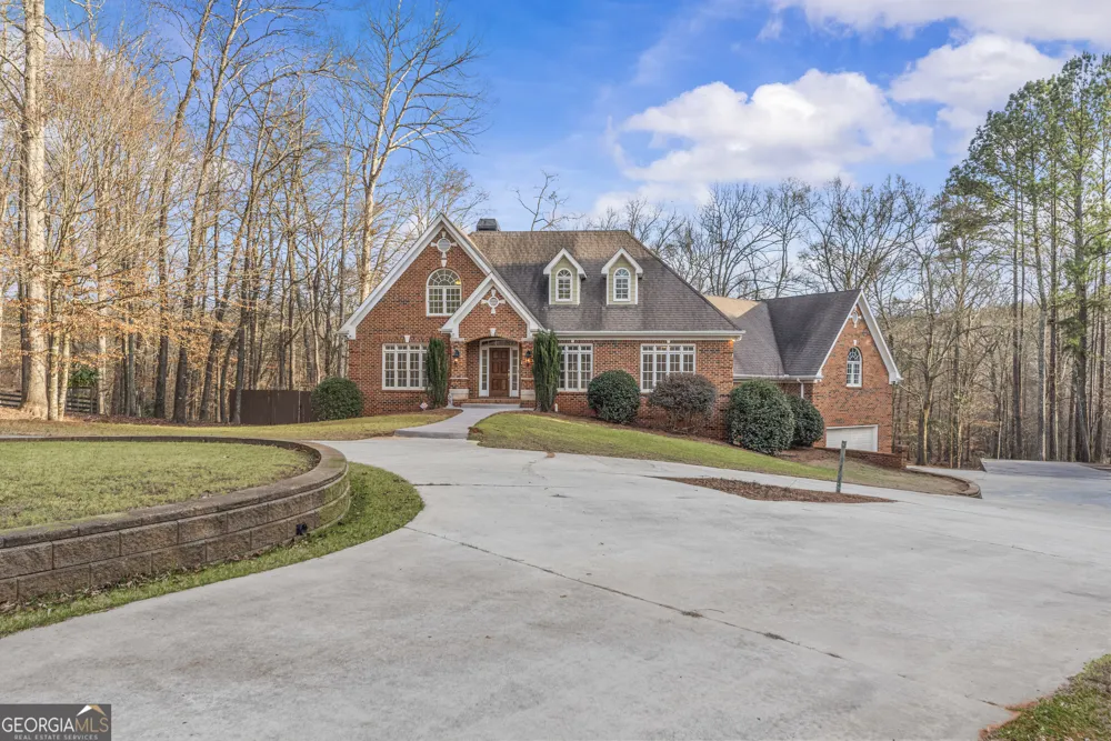 1171 River RUN Bishop, GA 30621