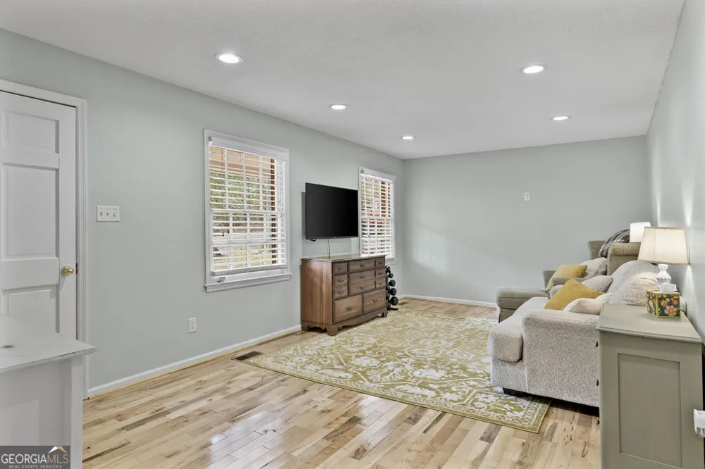 206 Hammond DR Summerville, GA 30747