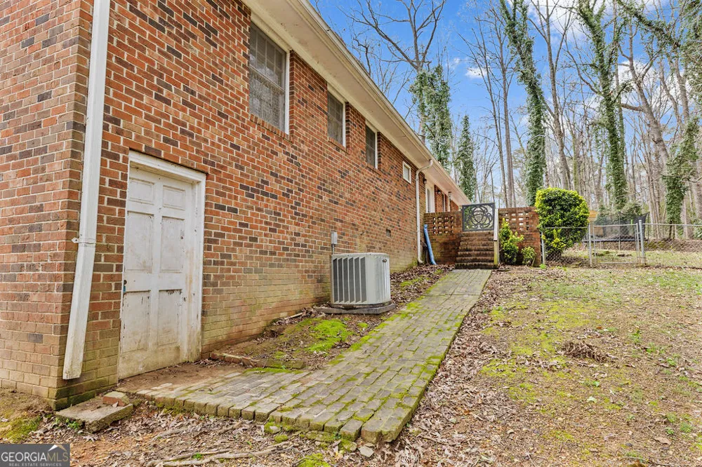 206 Hammond DR Summerville, GA 30747