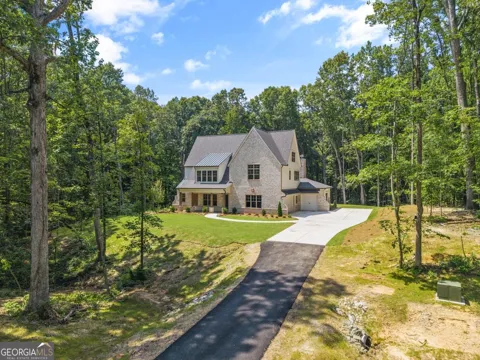 879 Arnold Mill RD