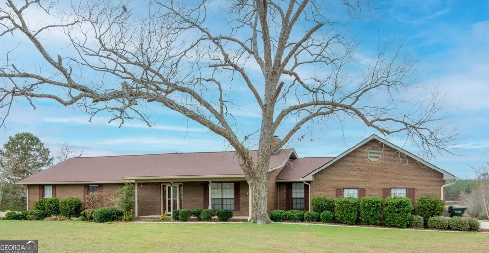 4909 Perry RD Claxton, GA 30417