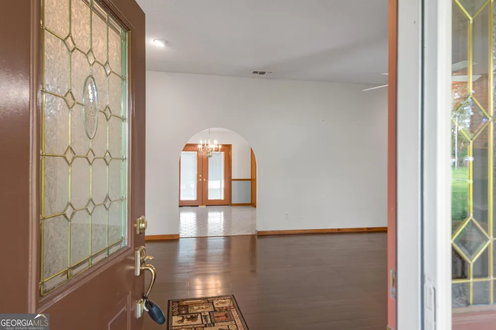 4909 Perry RD Claxton, GA 30417