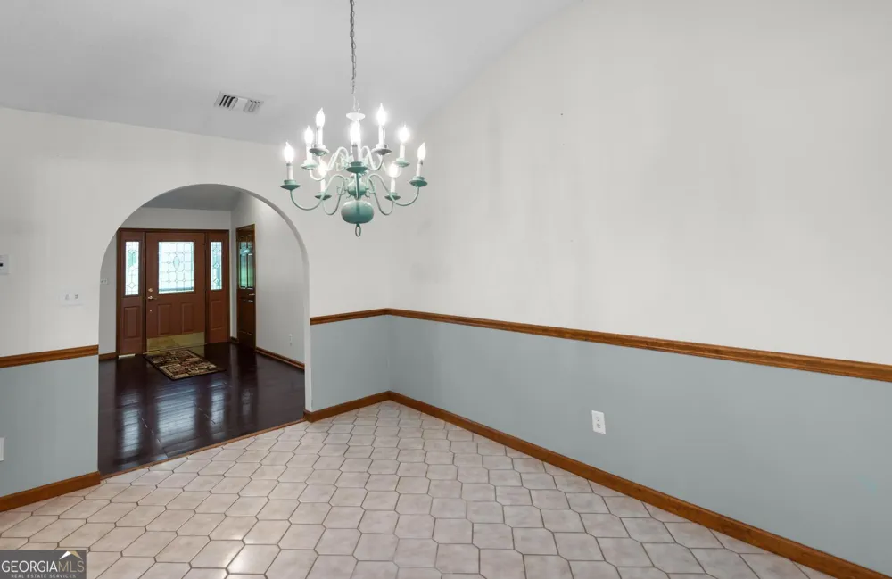 4909 Perry RD Claxton, GA 30417