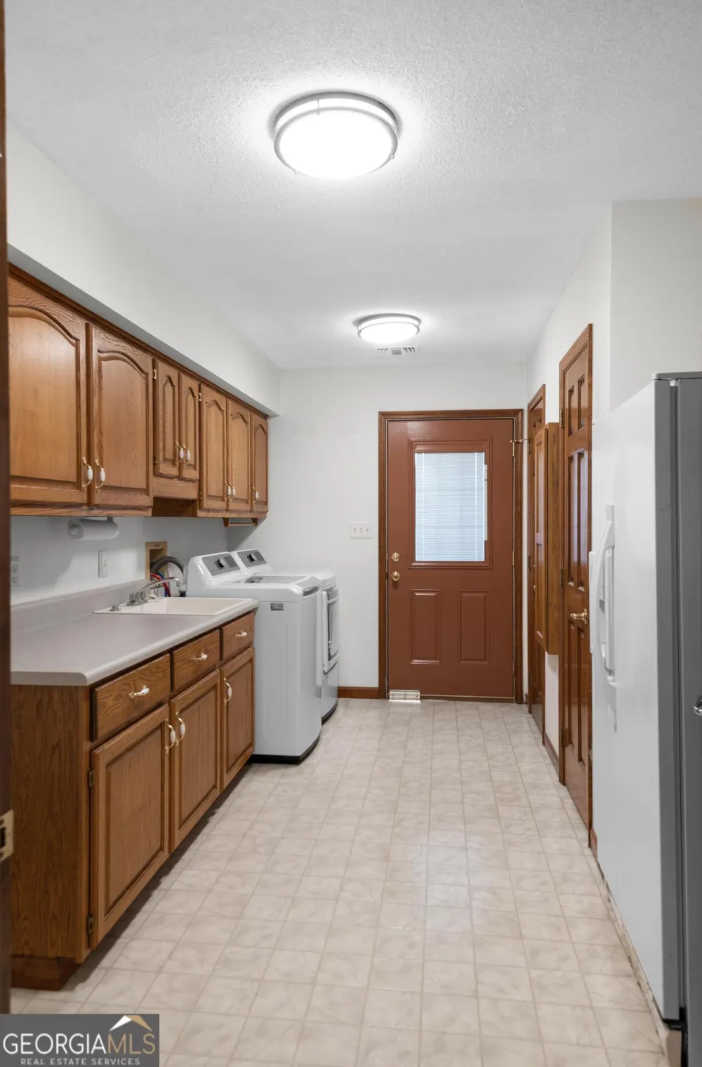 4909 Perry RD Claxton, GA 30417