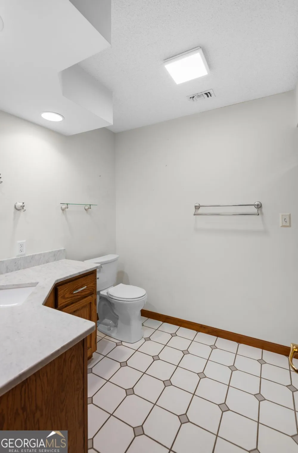 4909 Perry RD Claxton, GA 30417
