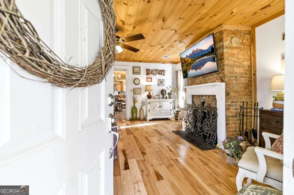 314 Holley ST Demorest, GA 30535