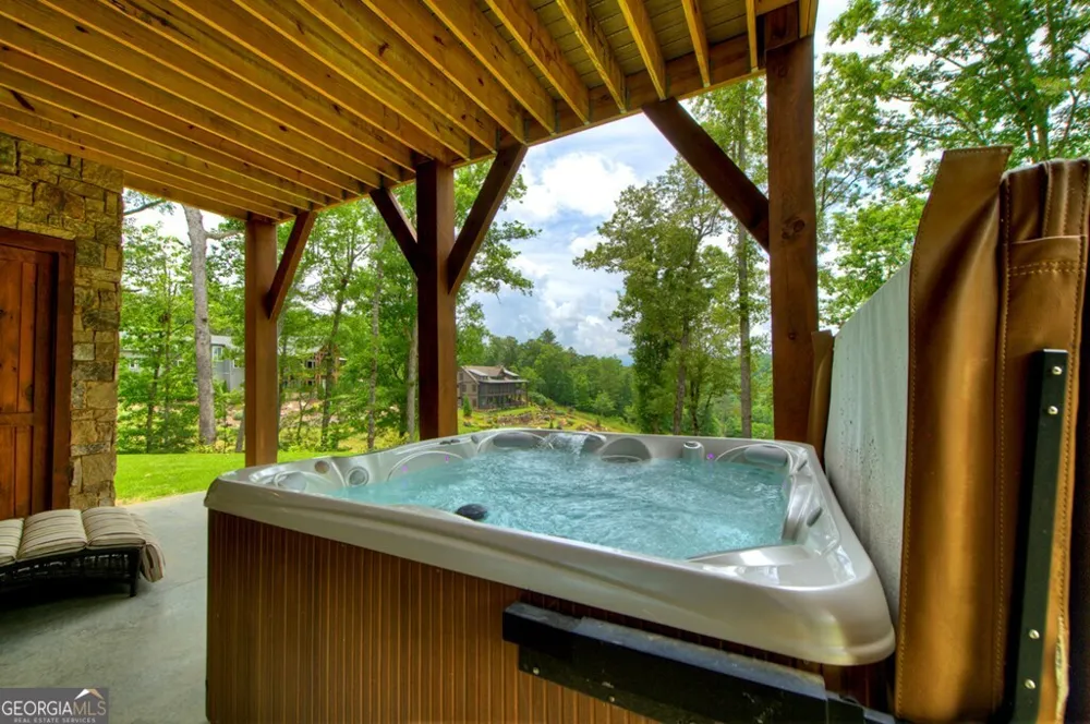 658 Old Toccoa LOOP Mineral Bluff, GA 30559