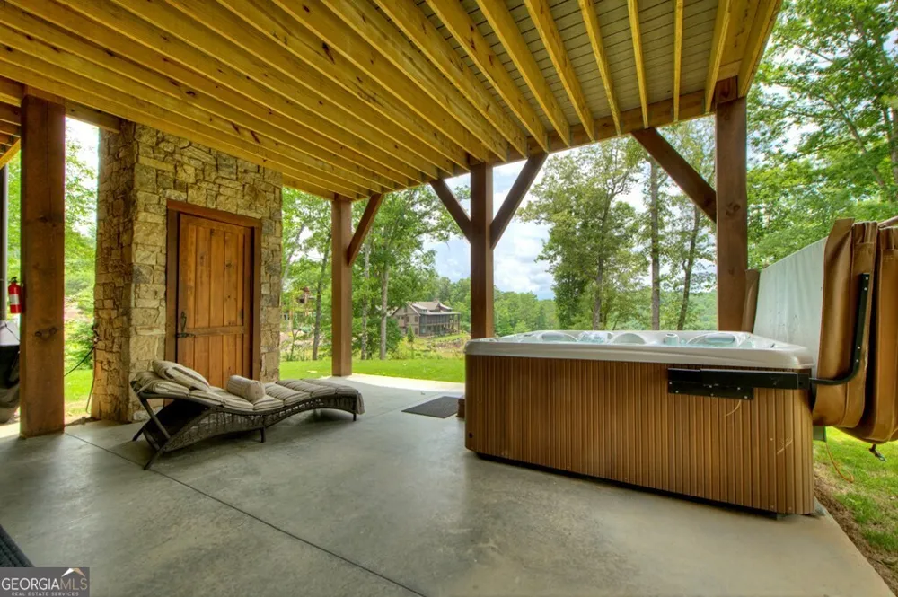 658 Old Toccoa LOOP Mineral Bluff, GA 30559