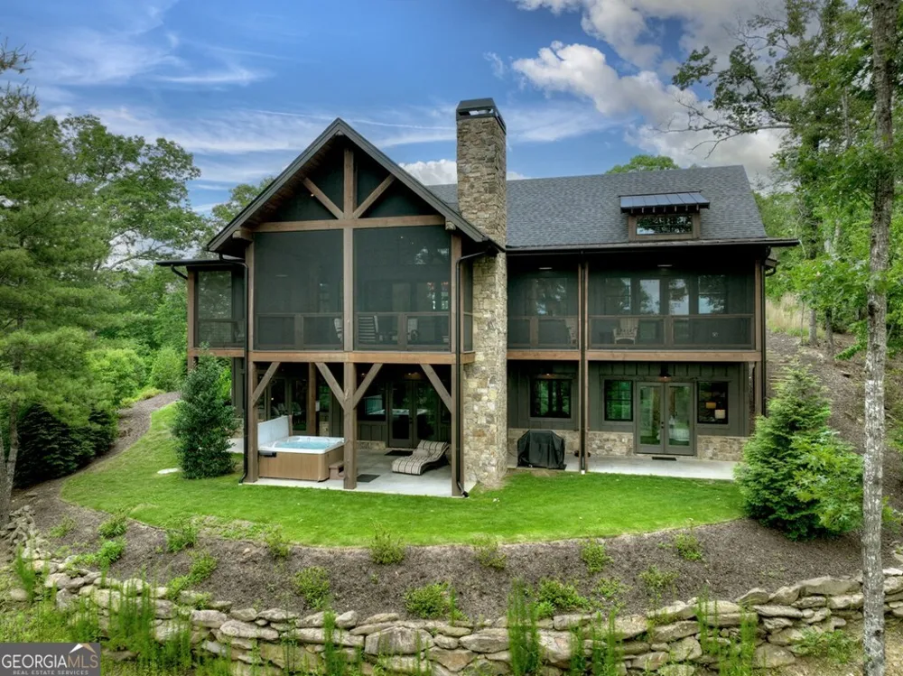 658 Old Toccoa LOOP Mineral Bluff, GA 30559