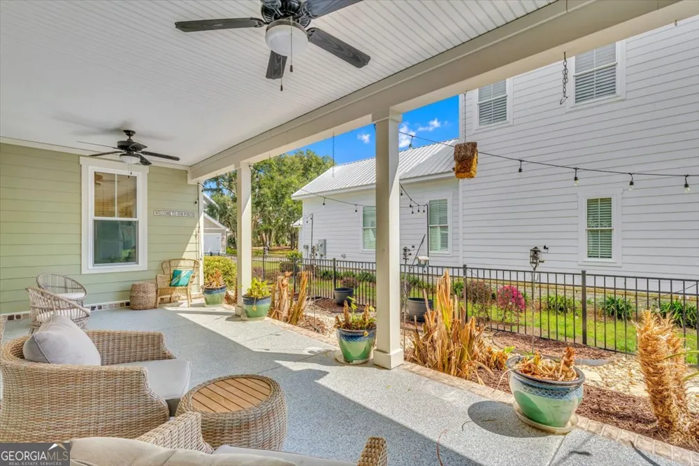 54 Salt Marsh DR Midway, GA 31320
