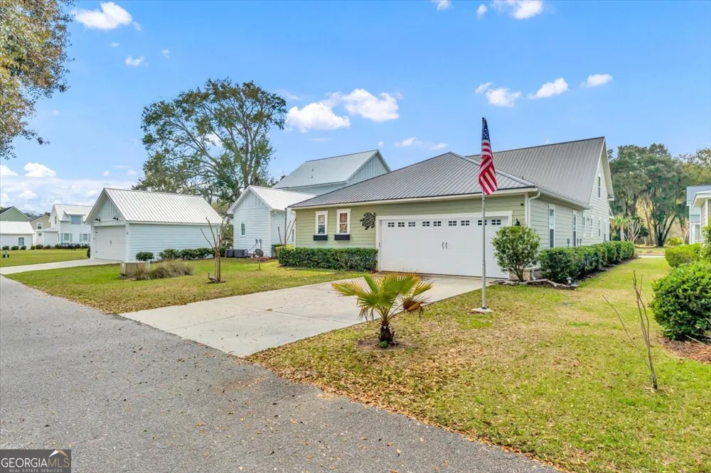 54 Salt Marsh DR Midway, GA 31320
