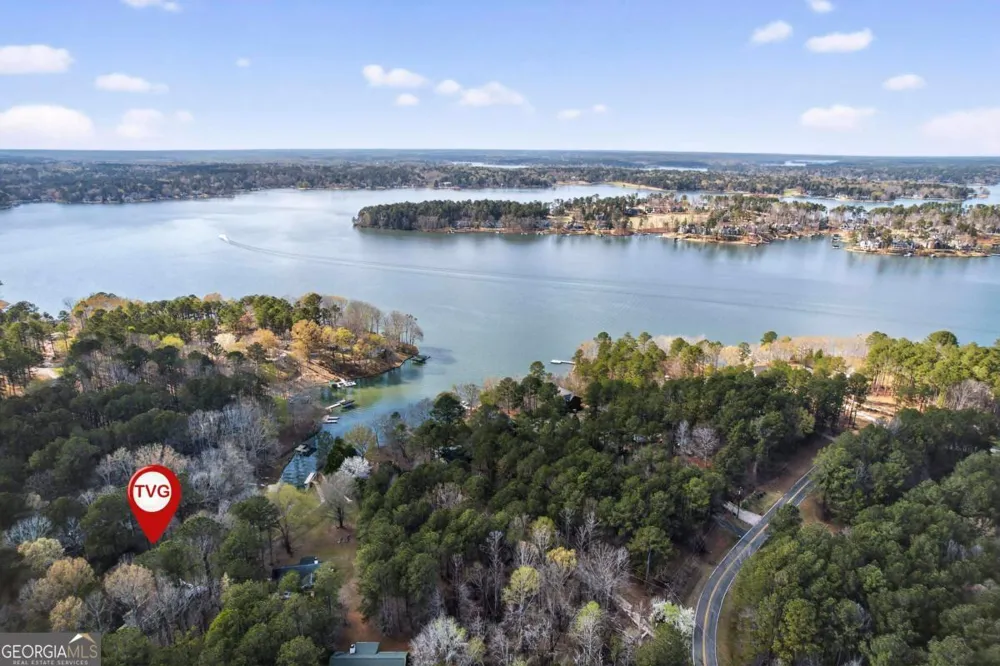 381 E River Bend DR Eatonton, GA 31024