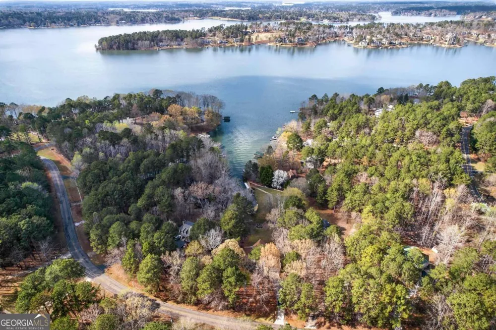 381 E River Bend DR Eatonton, GA 31024