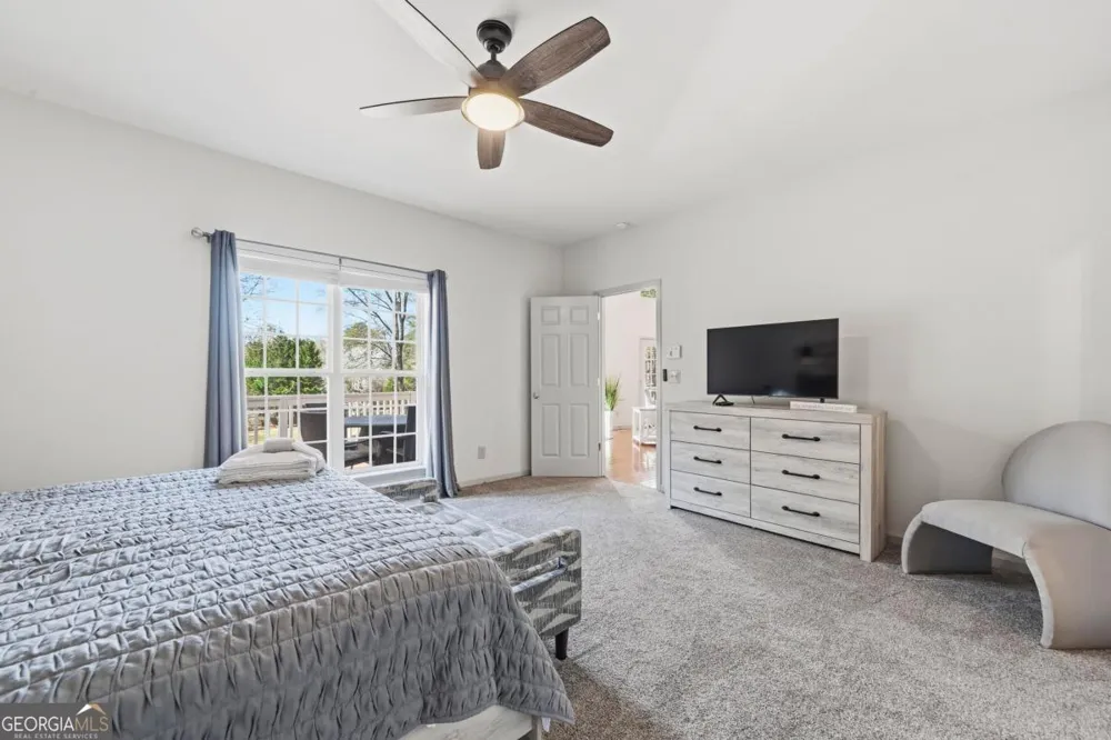 381 E River Bend DR Eatonton, GA 31024