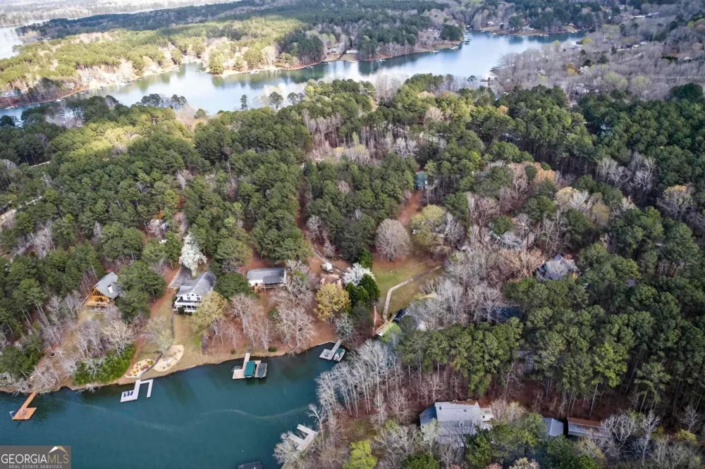 381 E River Bend DR Eatonton, GA 31024