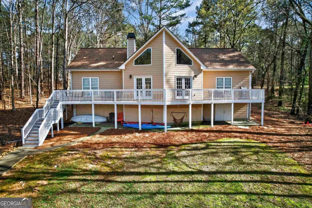381 E River Bend DR Eatonton, GA 31024