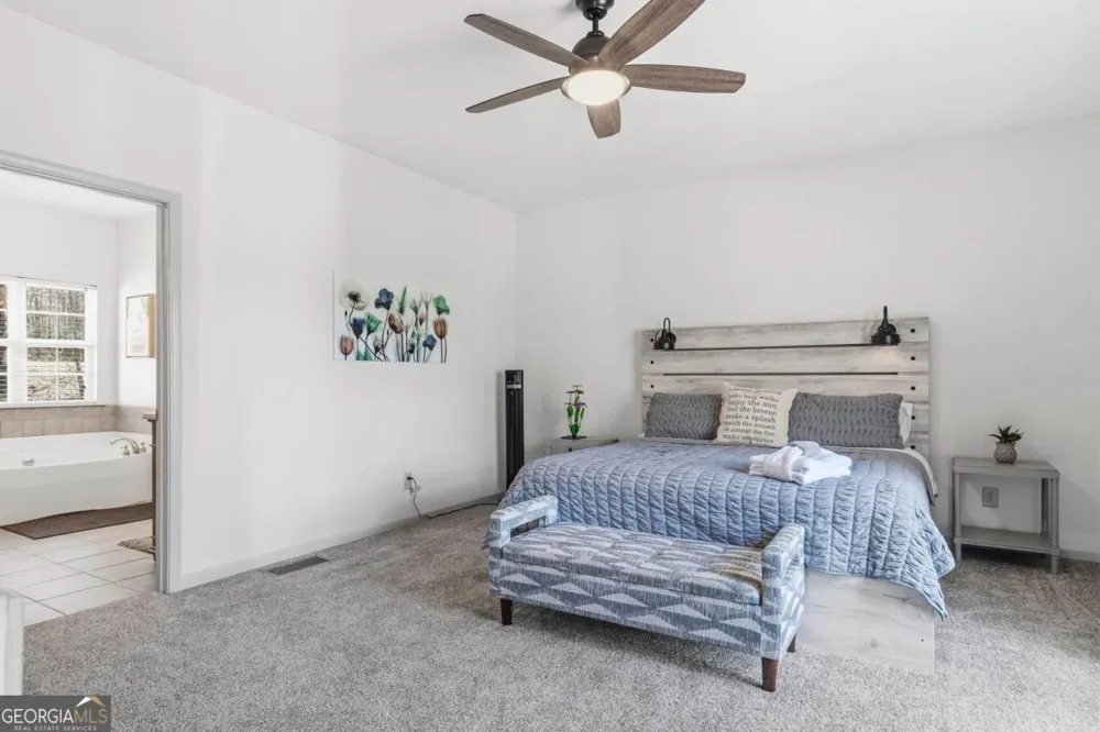 381 E River Bend DR Eatonton, GA 31024
