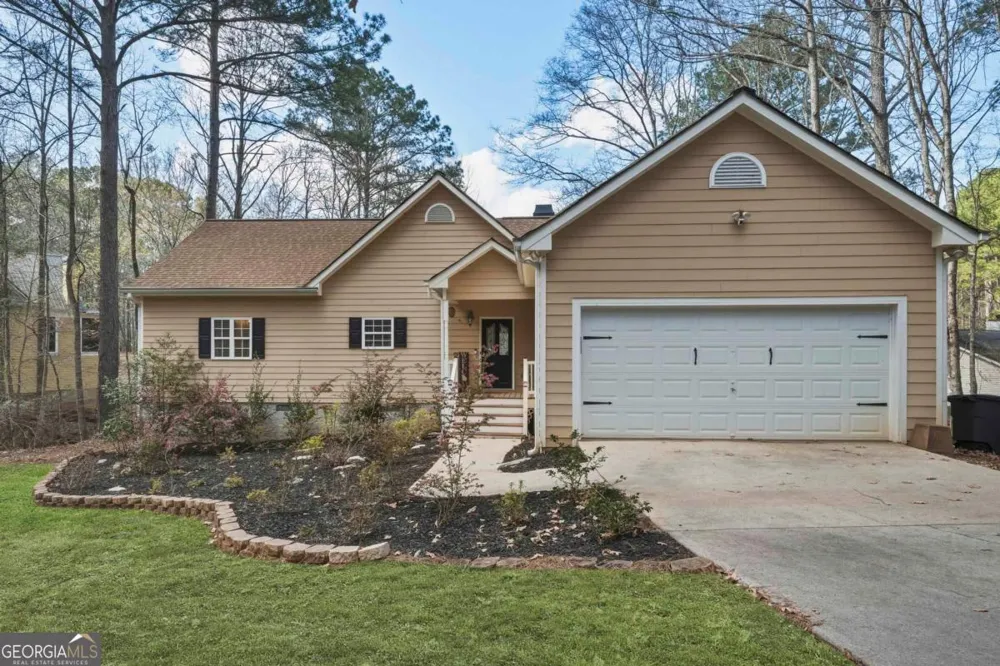 381 E River Bend DR Eatonton, GA 31024