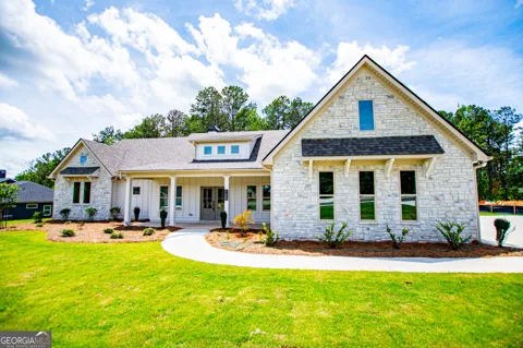 126 Woodford DR