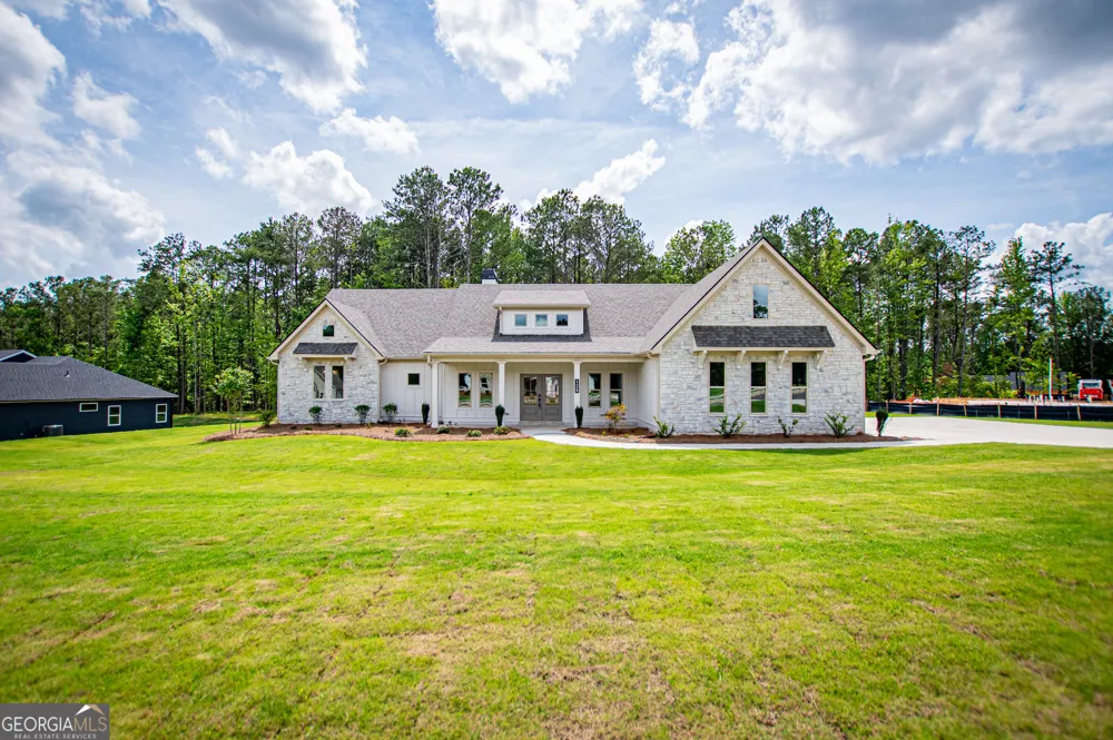 126 Woodford DR Roopville, GA 30170