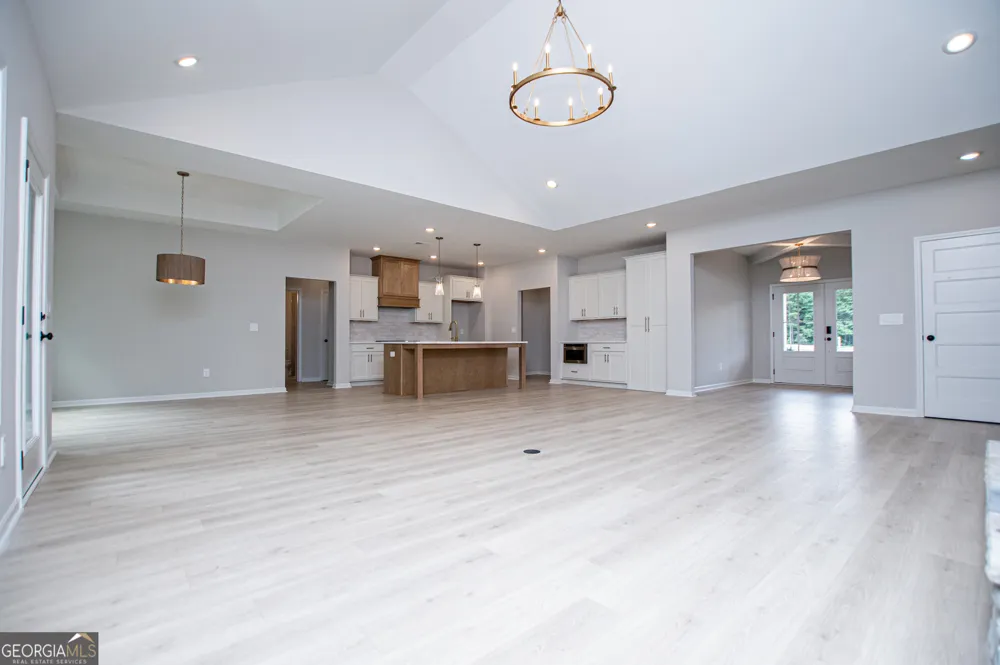 126 Woodford DR Roopville, GA 30170