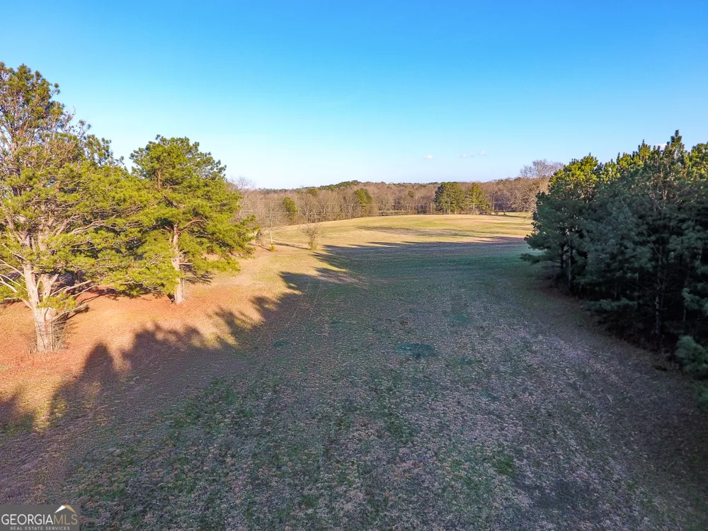 1304 Broad ST Tallapoosa, GA 30176