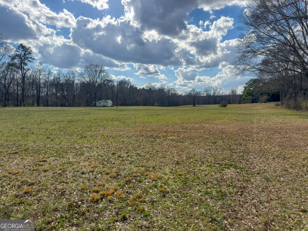 1304 Broad ST Tallapoosa, GA 30176