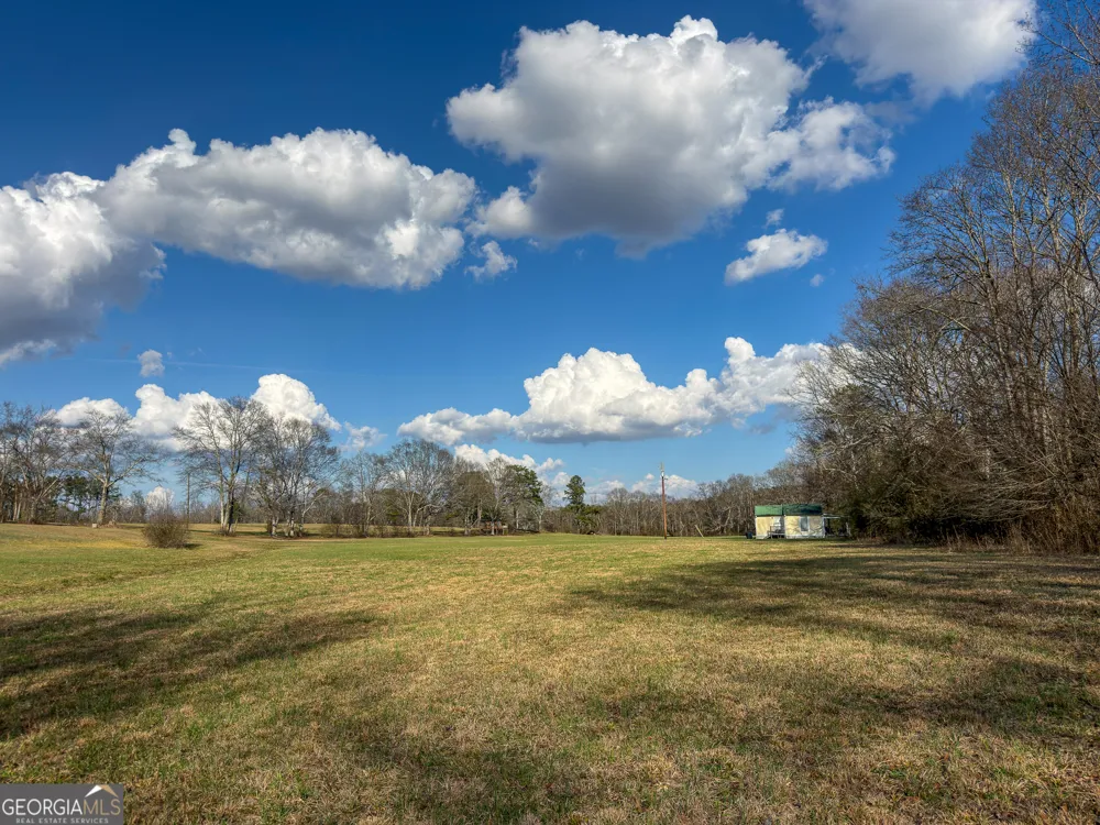 1304 Broad ST Tallapoosa, GA 30176