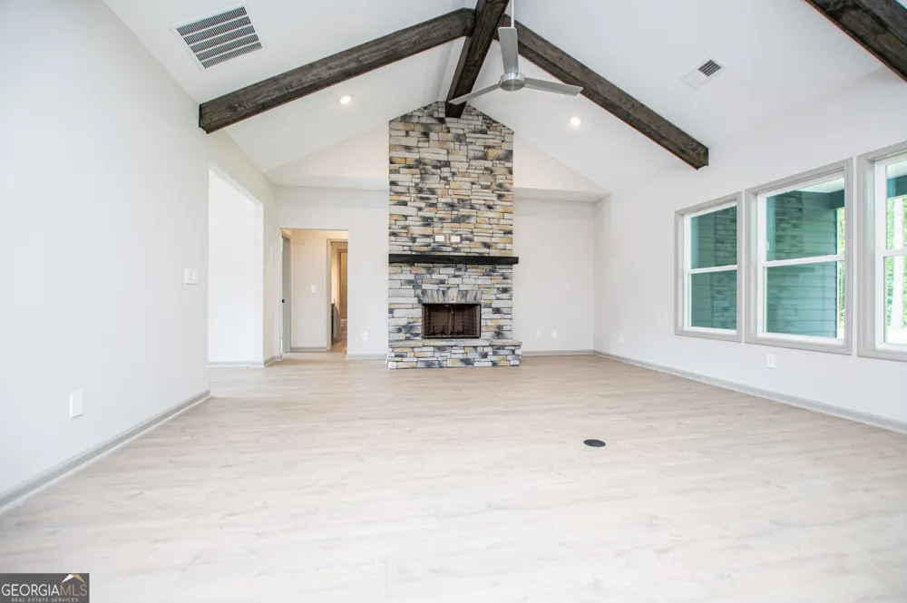 134 Woodford DR Roopville, GA 30170