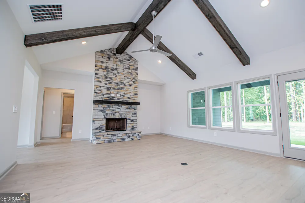 134 Woodford DR Roopville, GA 30170
