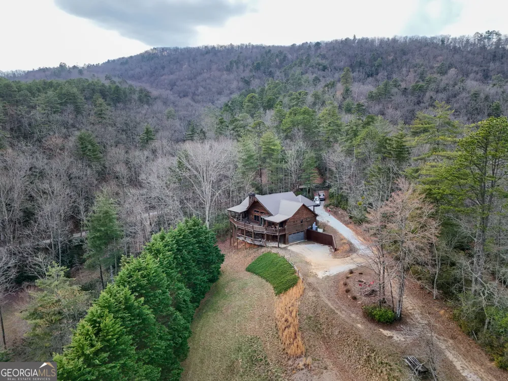 5232 CROW CREEK RD Lakemont, GA 30552
