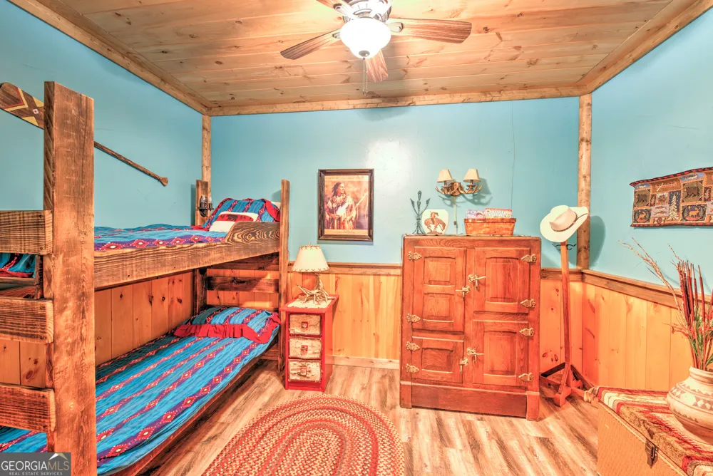 5232 CROW CREEK RD Lakemont, GA 30552