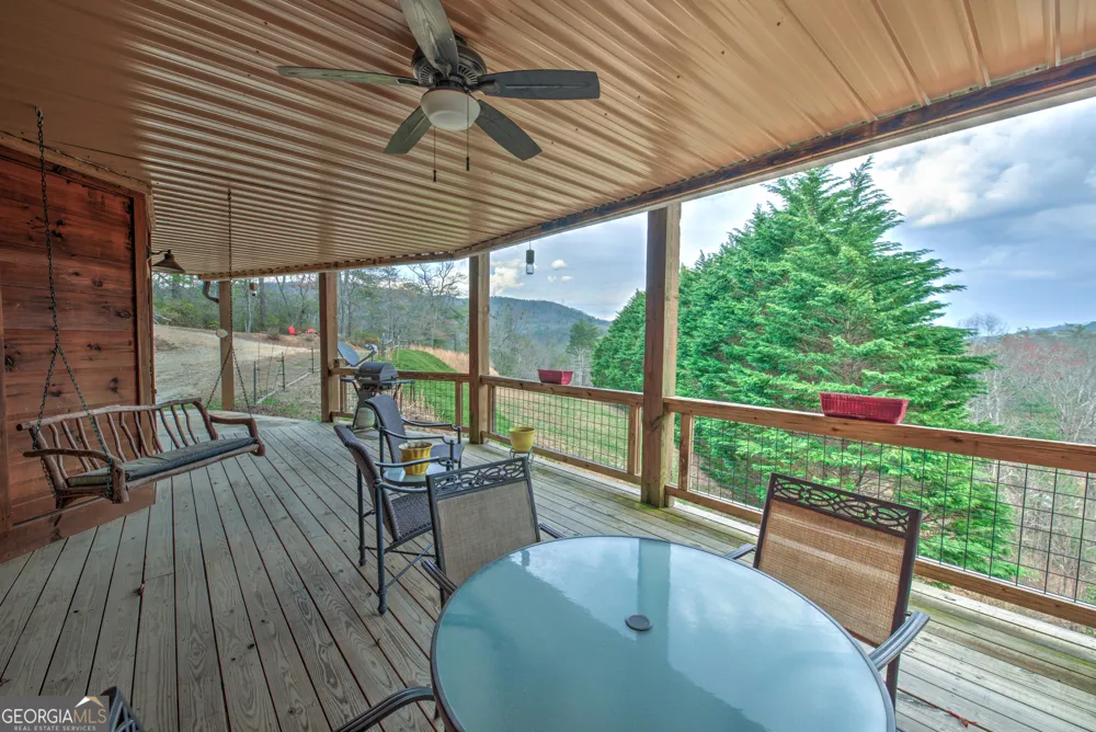 5232 CROW CREEK RD Lakemont, GA 30552