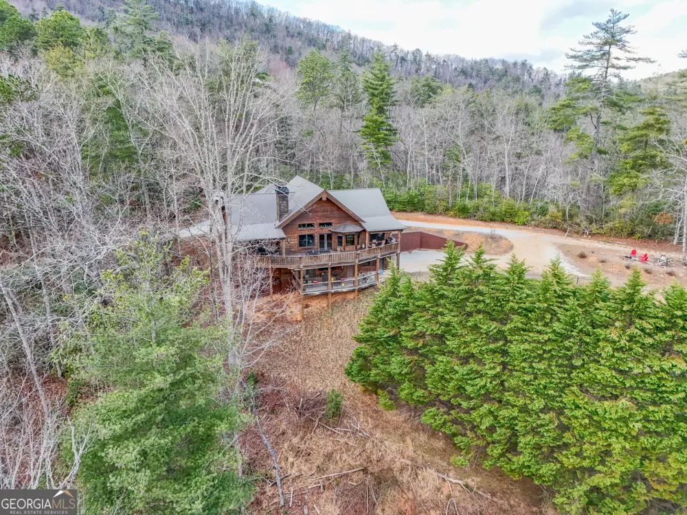 5232 CROW CREEK RD Lakemont, GA 30552