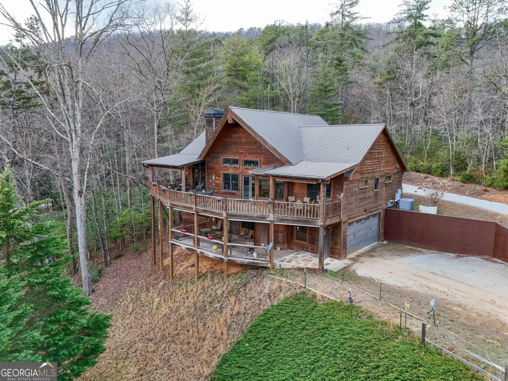 5232 CROW CREEK RD Lakemont, GA 30552