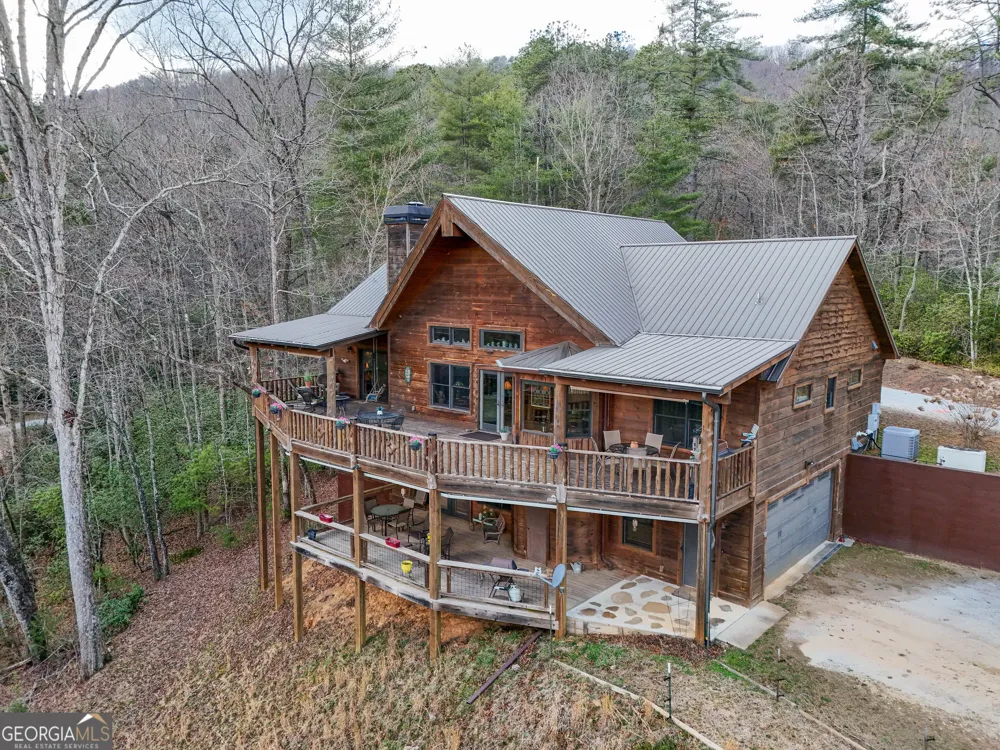 5232 CROW CREEK RD Lakemont, GA 30552