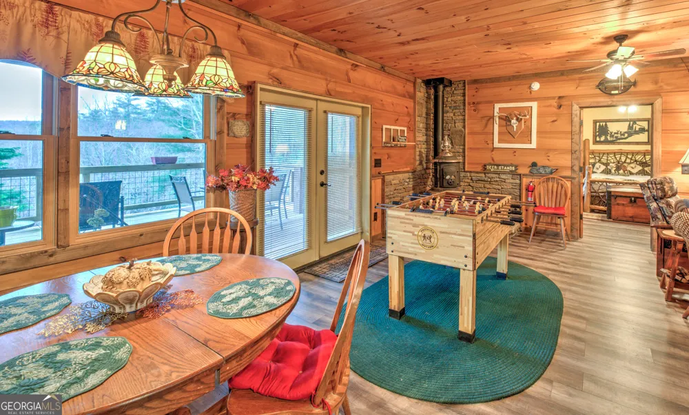5232 CROW CREEK RD Lakemont, GA 30552