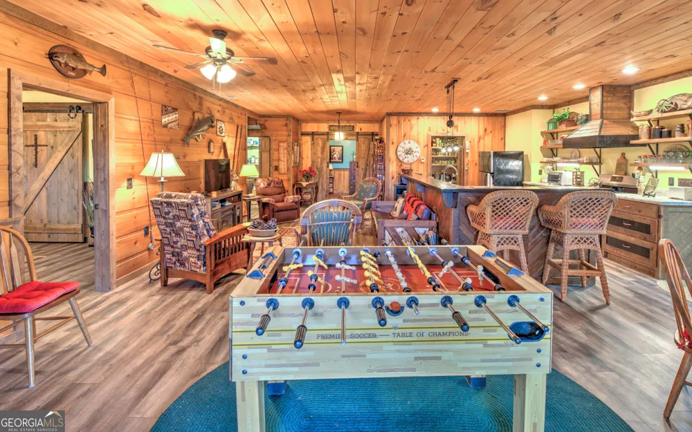 5232 CROW CREEK RD Lakemont, GA 30552