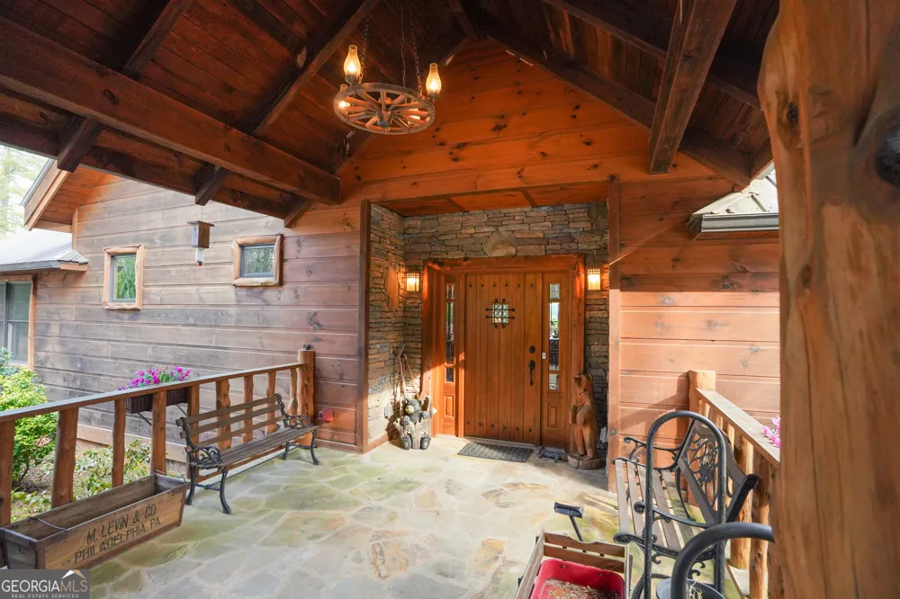 5232 CROW CREEK RD Lakemont, GA 30552