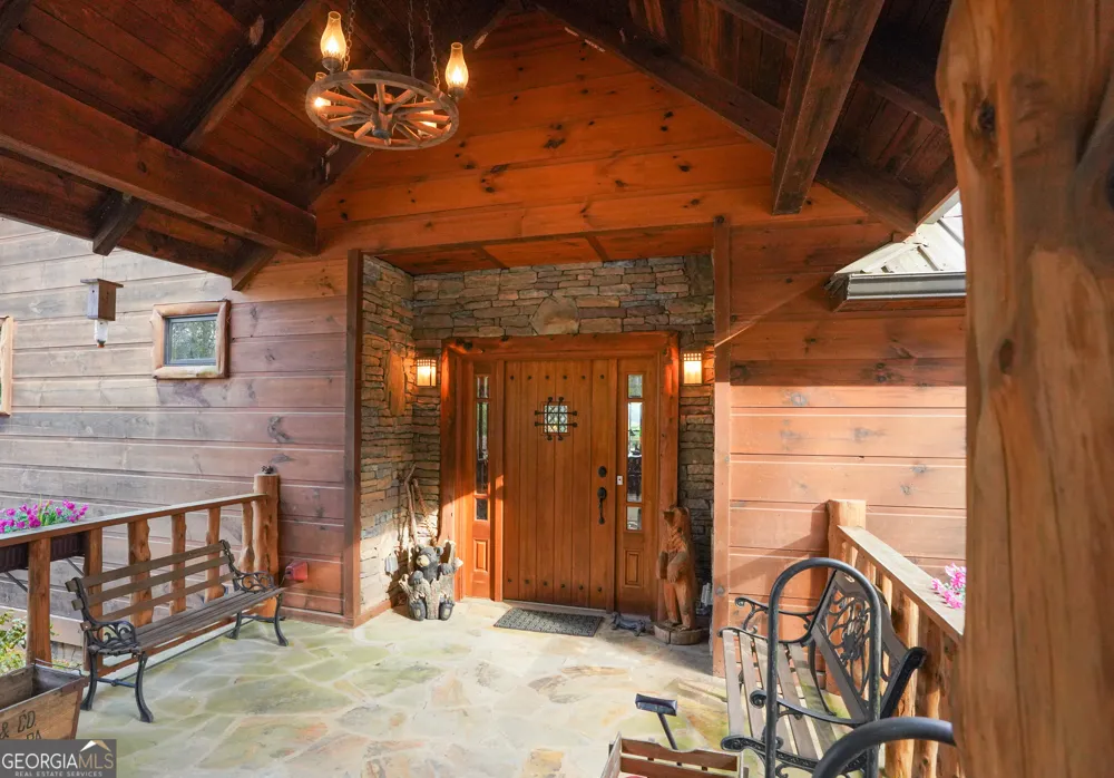 5232 CROW CREEK RD Lakemont, GA 30552