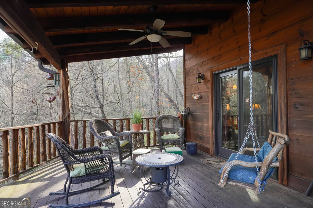 5232 CROW CREEK RD Lakemont, GA 30552