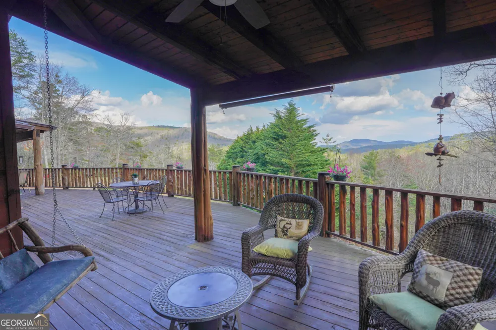 5232 CROW CREEK RD Lakemont, GA 30552