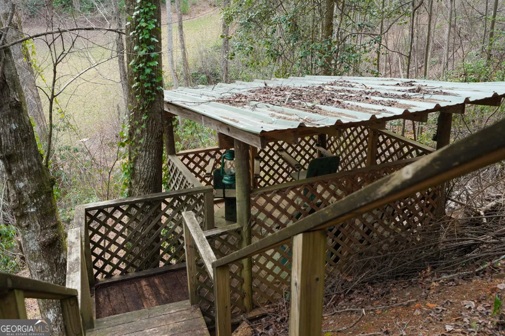 5232 CROW CREEK RD Lakemont, GA 30552