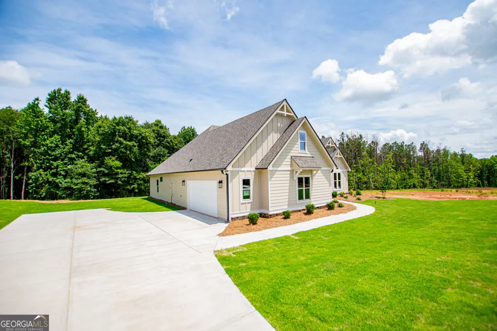 133 Woodford DR Roopville, GA 30170
