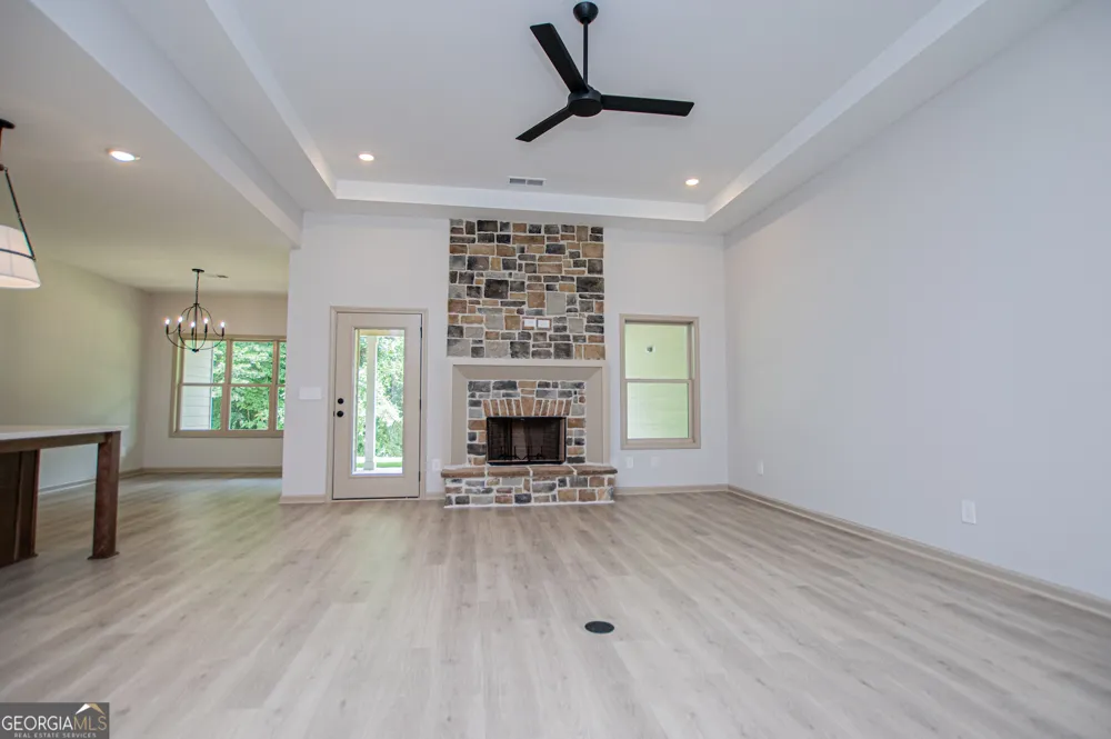 133 Woodford DR Roopville, GA 30170