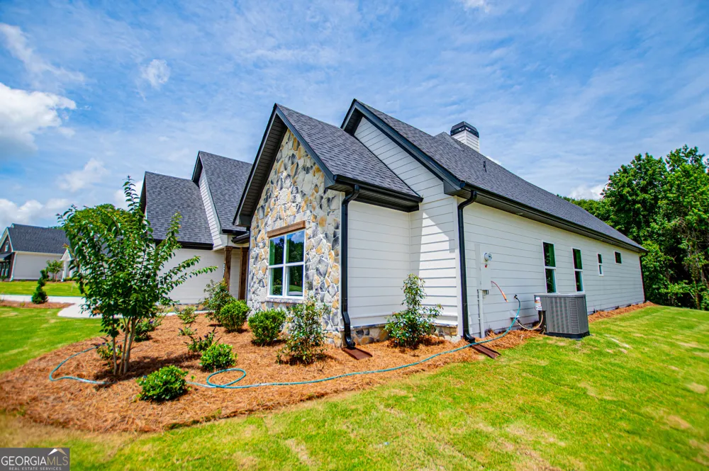 127 Woodford DR Roopville, GA 30170