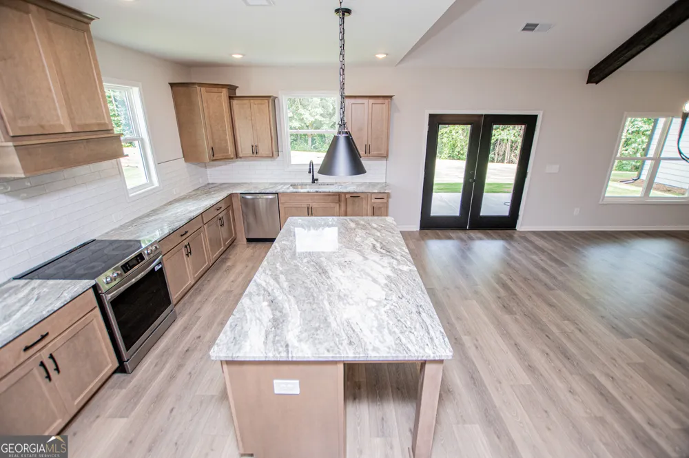 127 Woodford DR Roopville, GA 30170