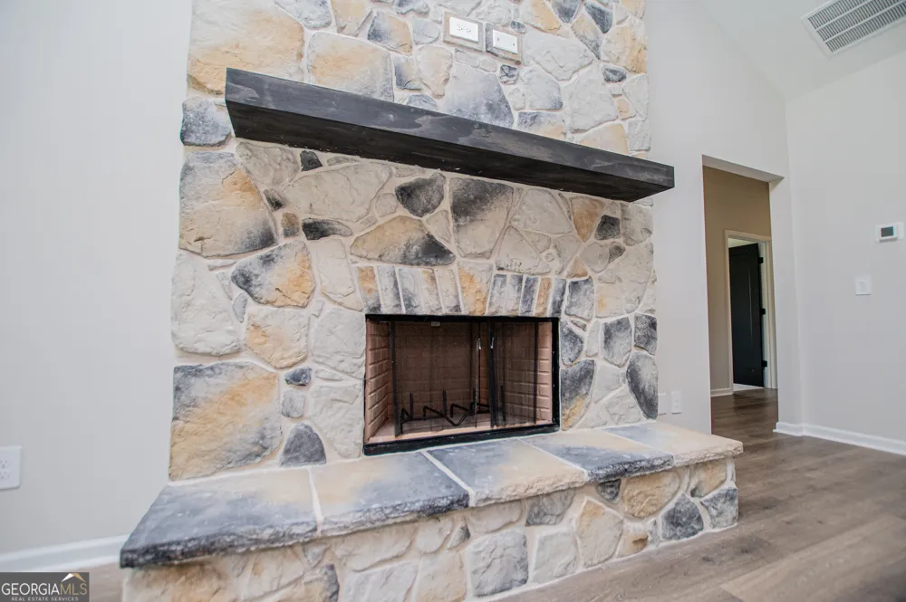 127 Woodford DR Roopville, GA 30170