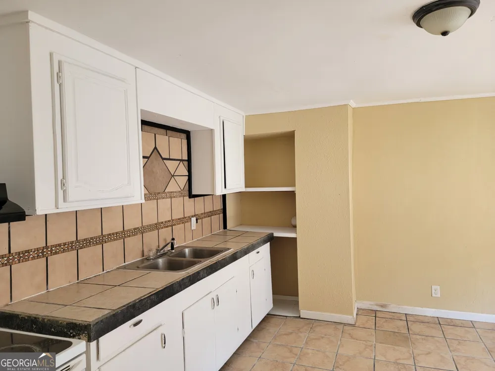 15 Evergreen DR Summerville, GA 30747